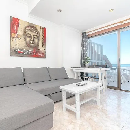 702 Bright Beachfront Studio Лас-Пальмас-де-Гран-Канария